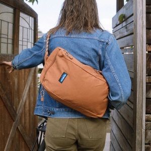 KAVU Switch Slinger pack